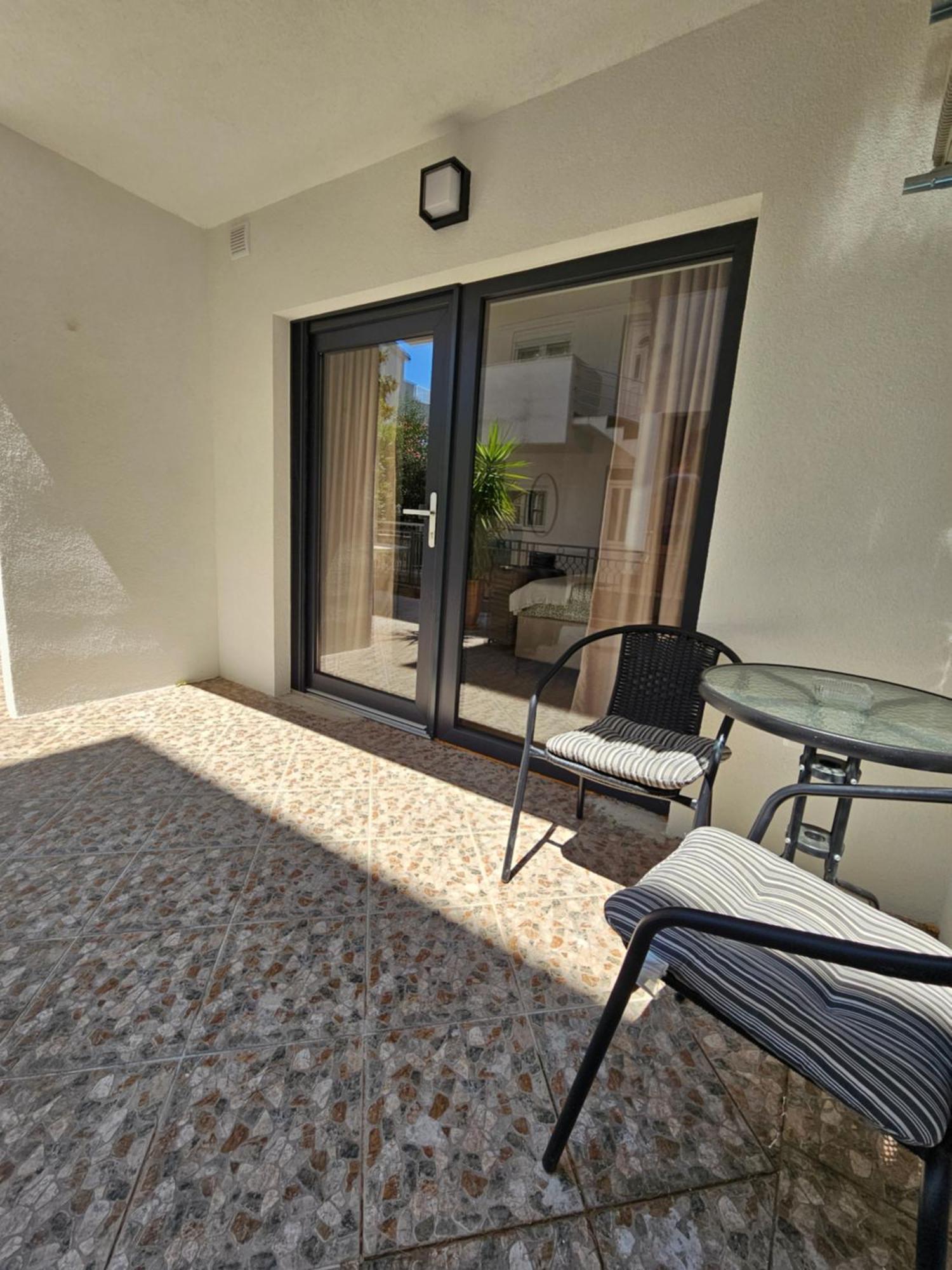 Lendas Studio Apartment Baska Voda Luaran gambar