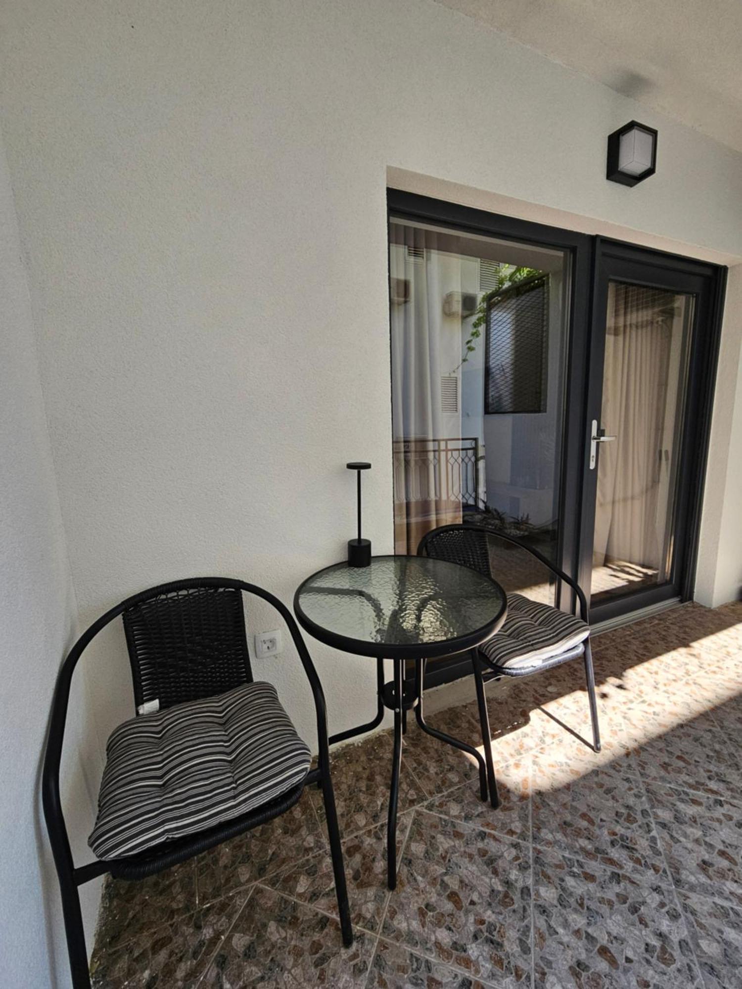 Lendas Studio Apartment Baska Voda Luaran gambar