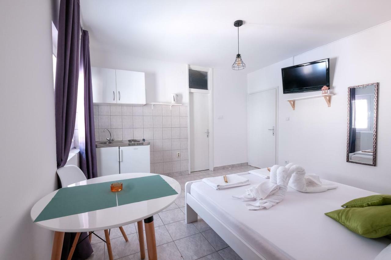 Lendas Studio Apartment Baska Voda Luaran gambar