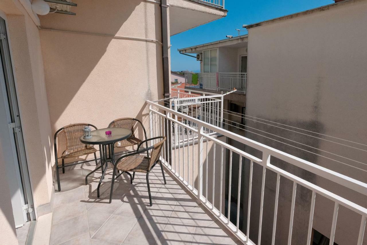 Lendas Studio Apartment Baska Voda Luaran gambar