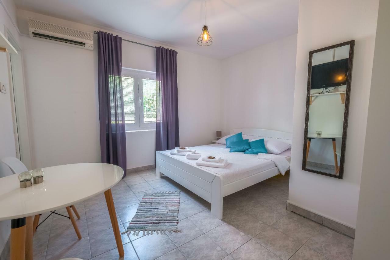 Lendas Studio Apartment Baska Voda Luaran gambar